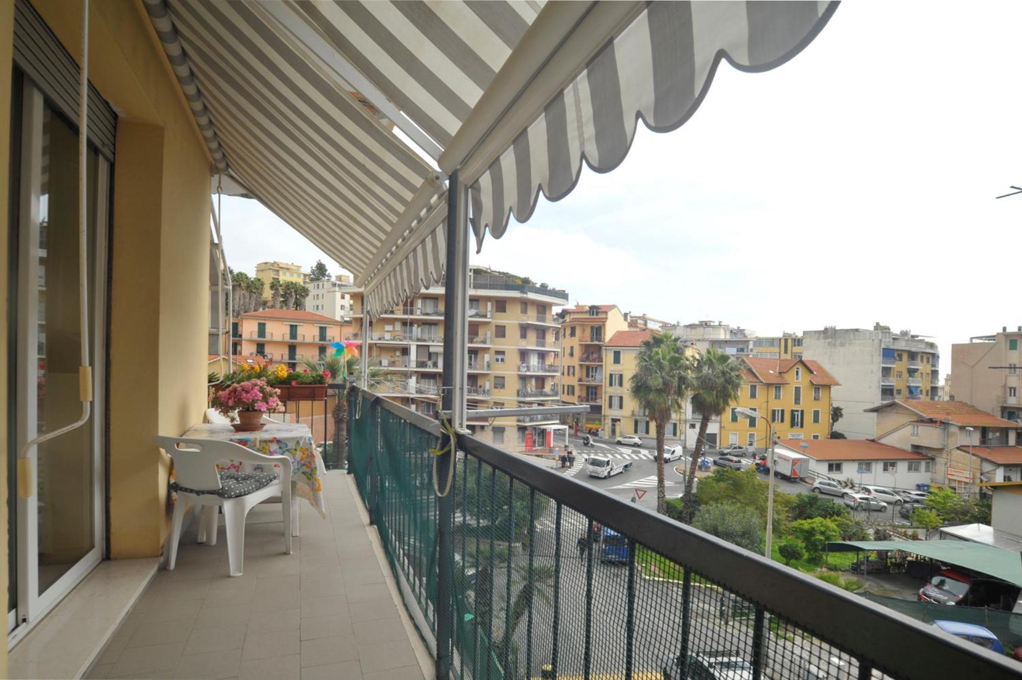 Апартаменти Casa Carina Centro Citta Con Garage Privato Санремо Екстер'єр фото
